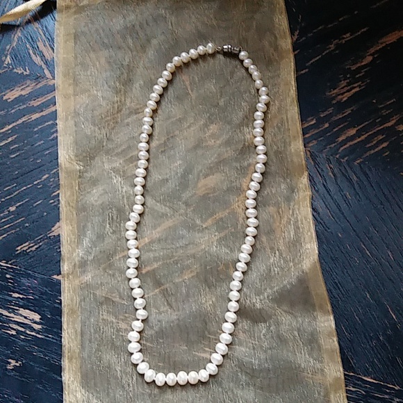 Genuine Pearl's necklace - Picture 8 of 8